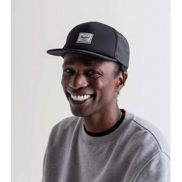 Herschel - Whaler Mesh Cap Black / Classic Label