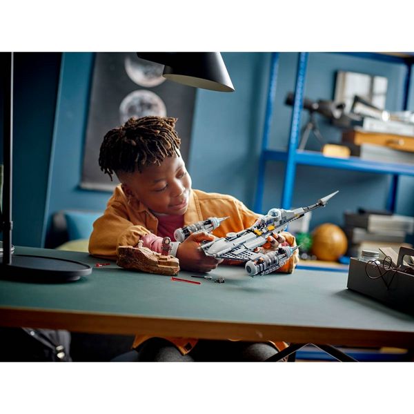 LEGO Star Wars The Mandalorian's N-1 Starfighter