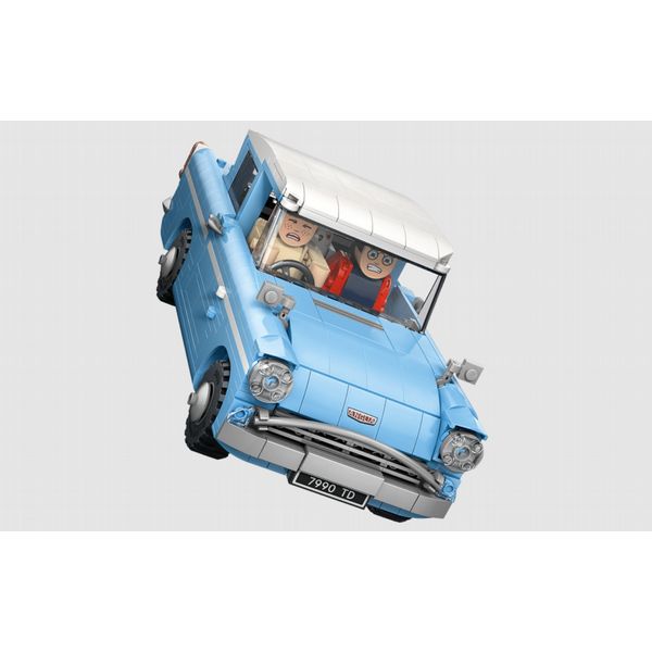 LEGO Harry Potter Enchanted Flying Ford Anglia